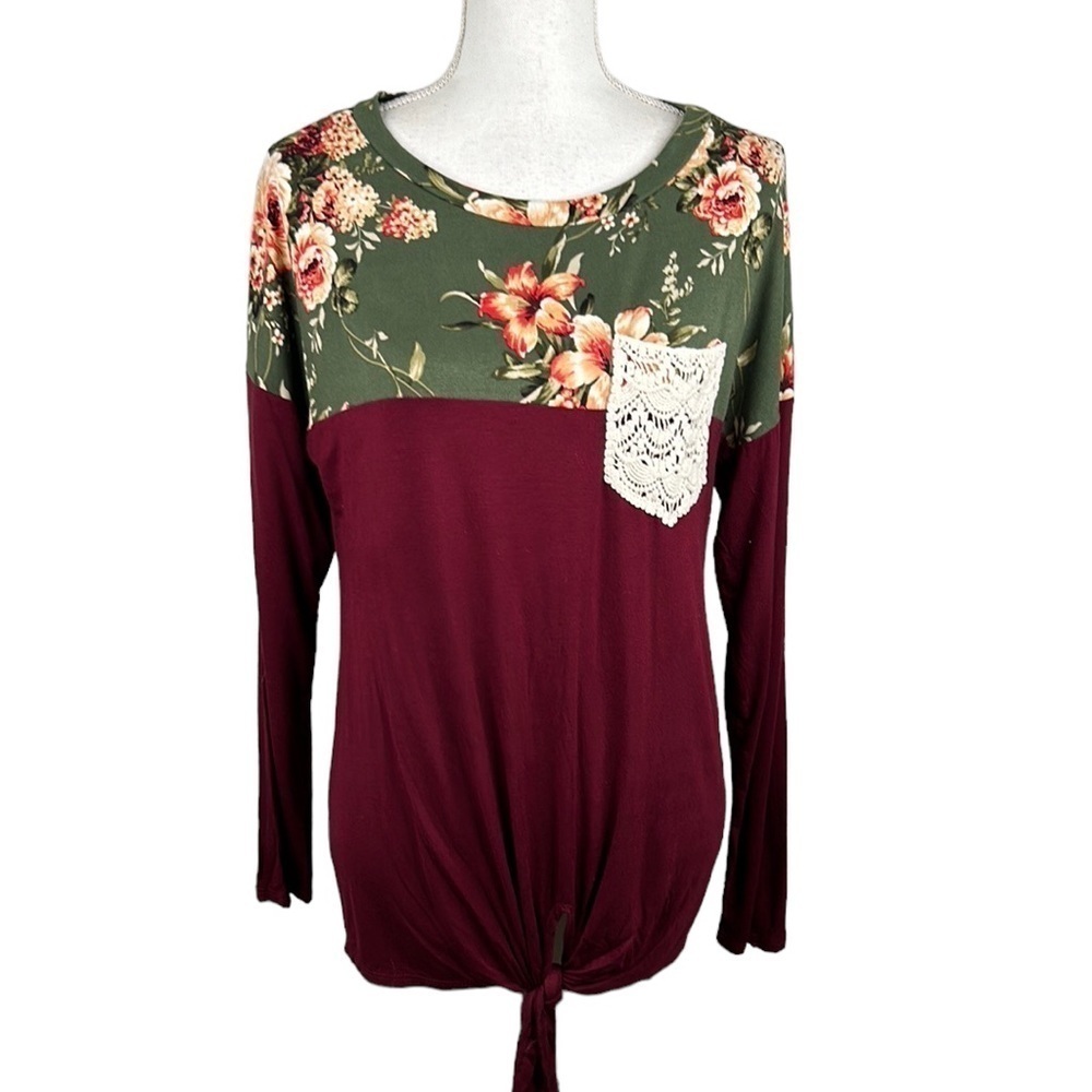 Everyday Chic Burgundy Floral Long Sleeve Front Tie Top Size Medium